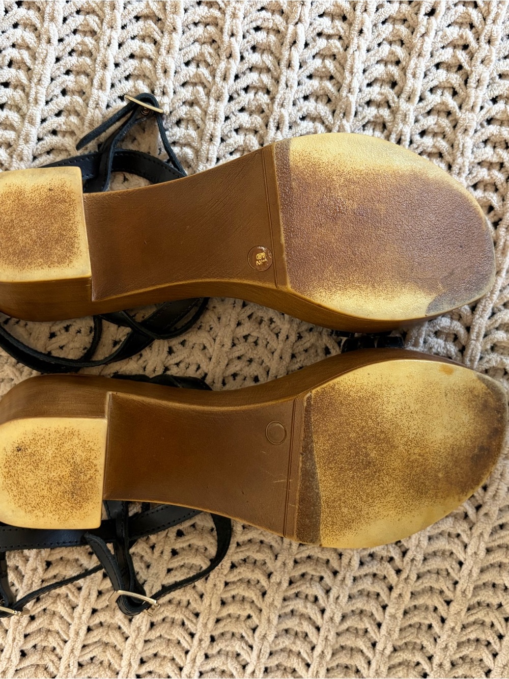 Seychelles Black Strappy Platform Sandals with Wood-Look Block Heel - Picture 4 of 8